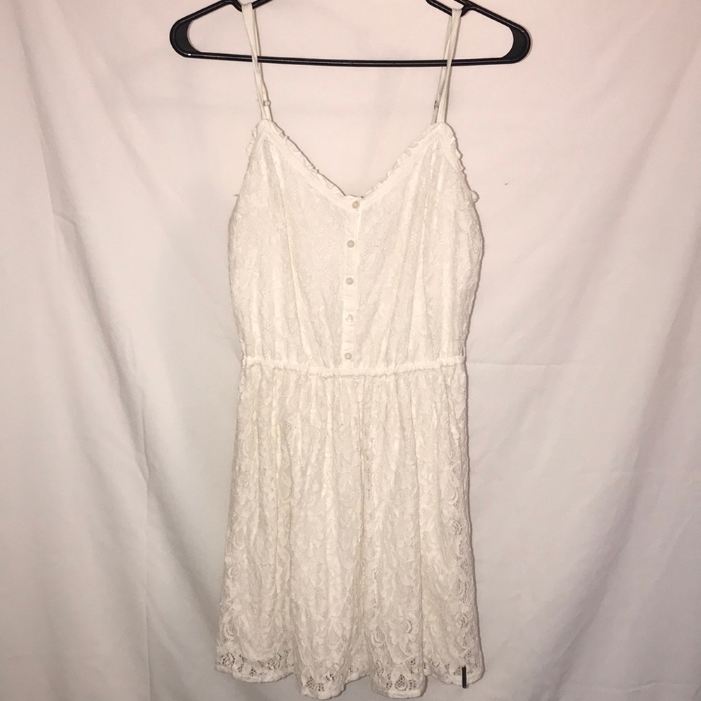White lace Abercrombie & Fitch dress